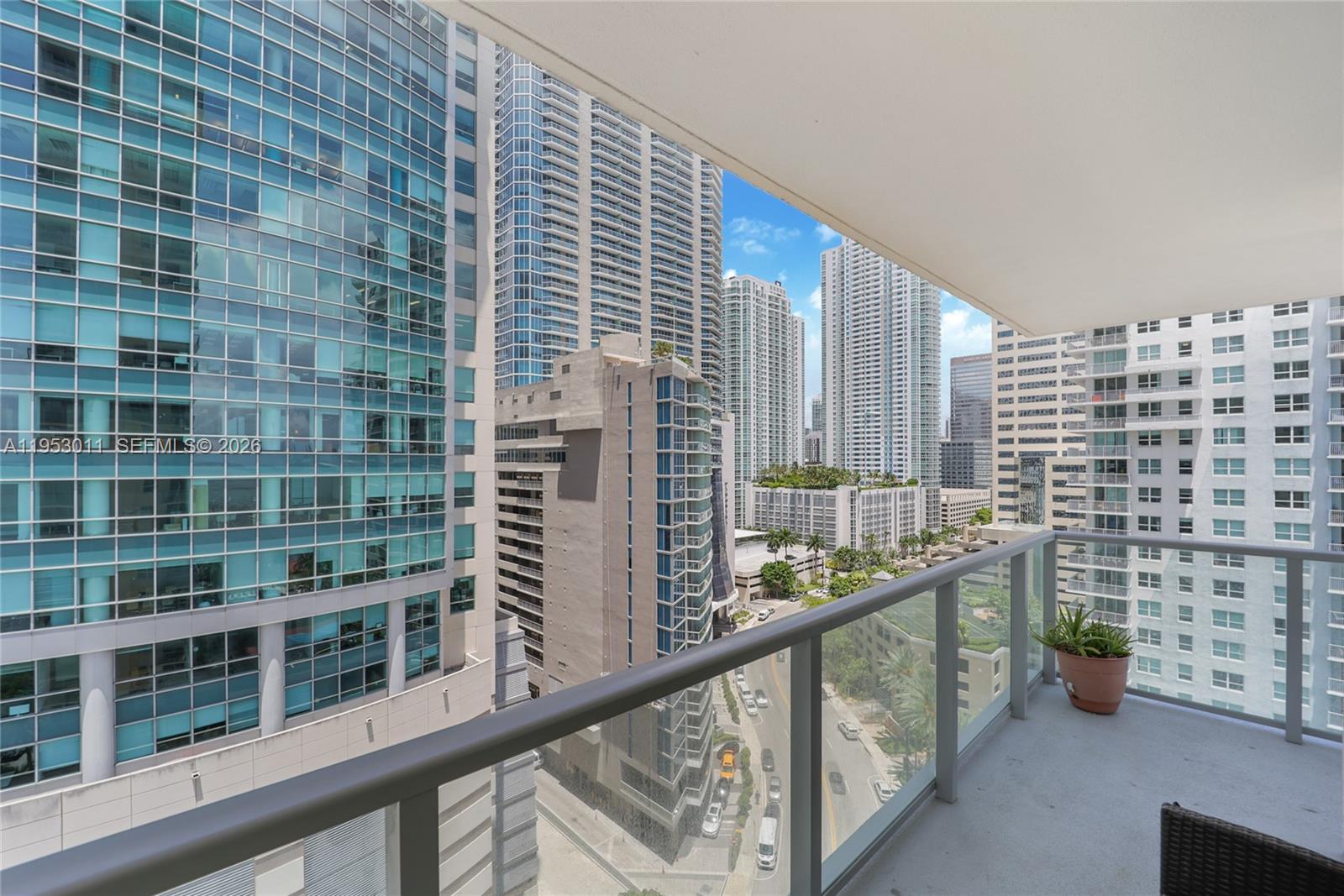 1155 Brickell Bay Dr #1602 Miami, FL 33131