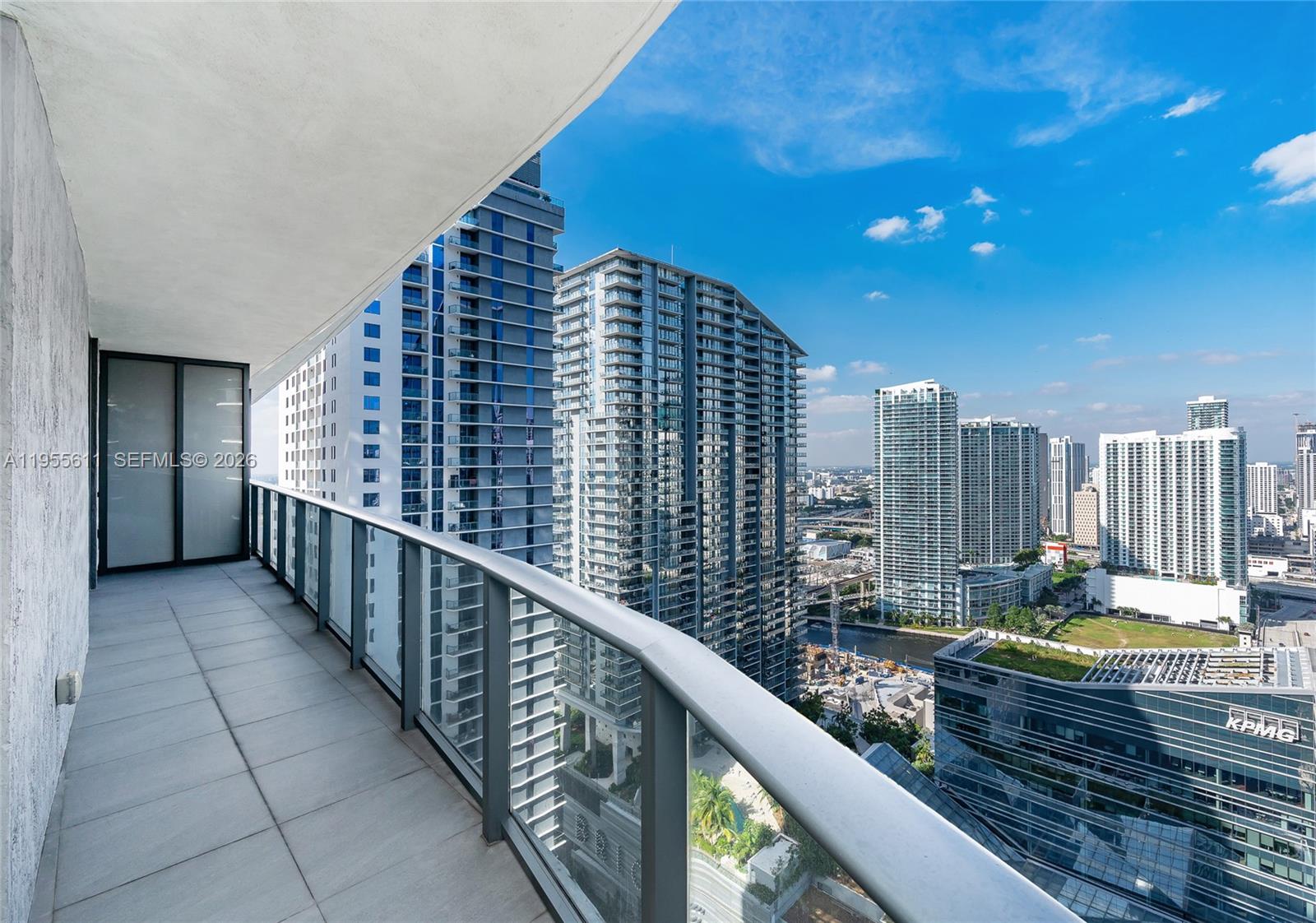 image Brickell Heights East15