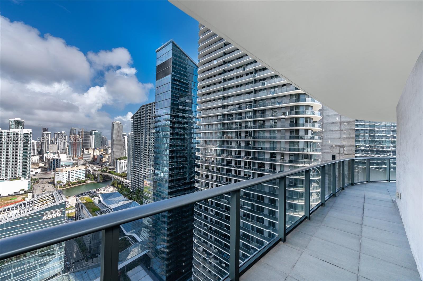 image Brickell Heights East17