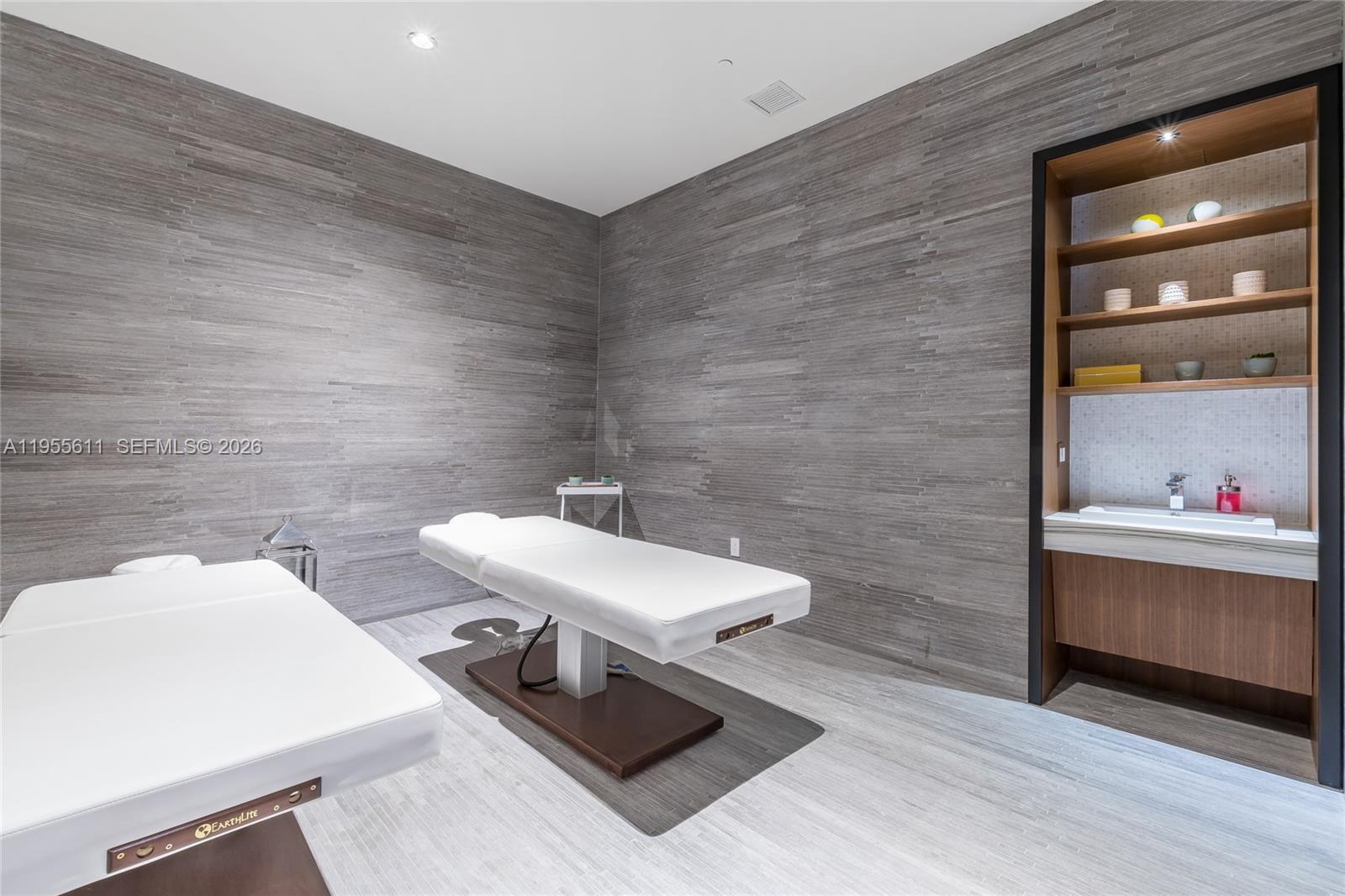 image Brickell Heights East30