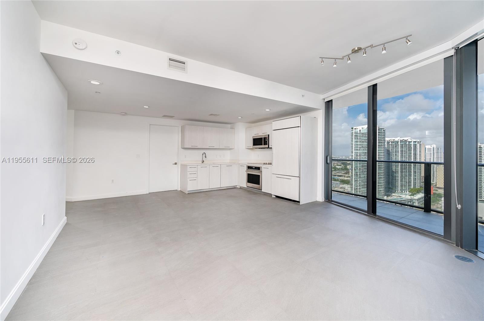 image Brickell Heights East4