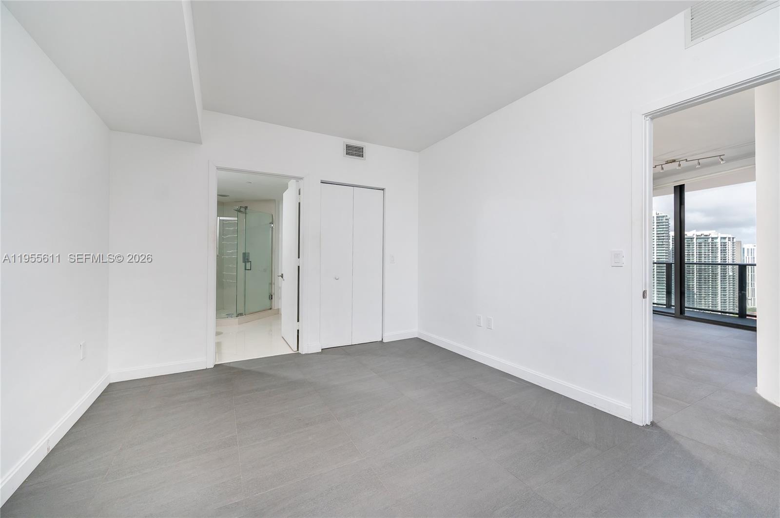 image Brickell Heights East6