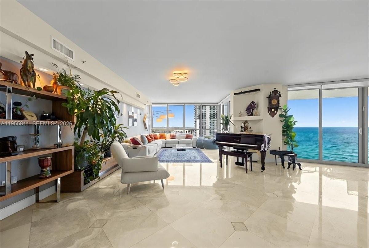 3101 S Ocean Dr #3003 Hollywood, FL 33019