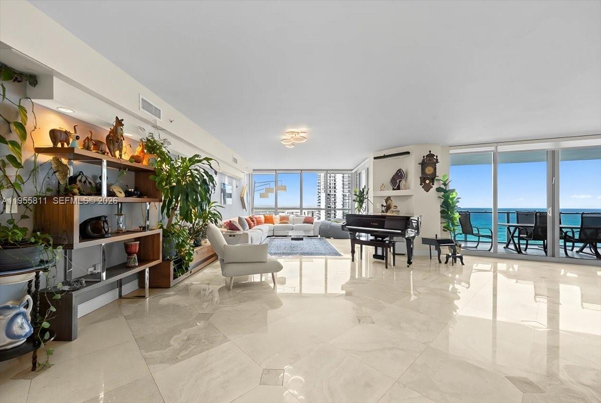 3101 S Ocean Dr #3003 Hollywood, FL 33019