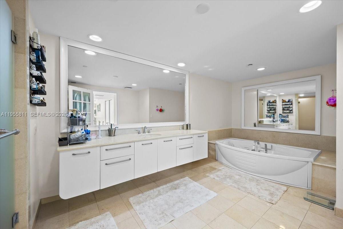 3101 S Ocean Dr #3003 Hollywood, FL 33019