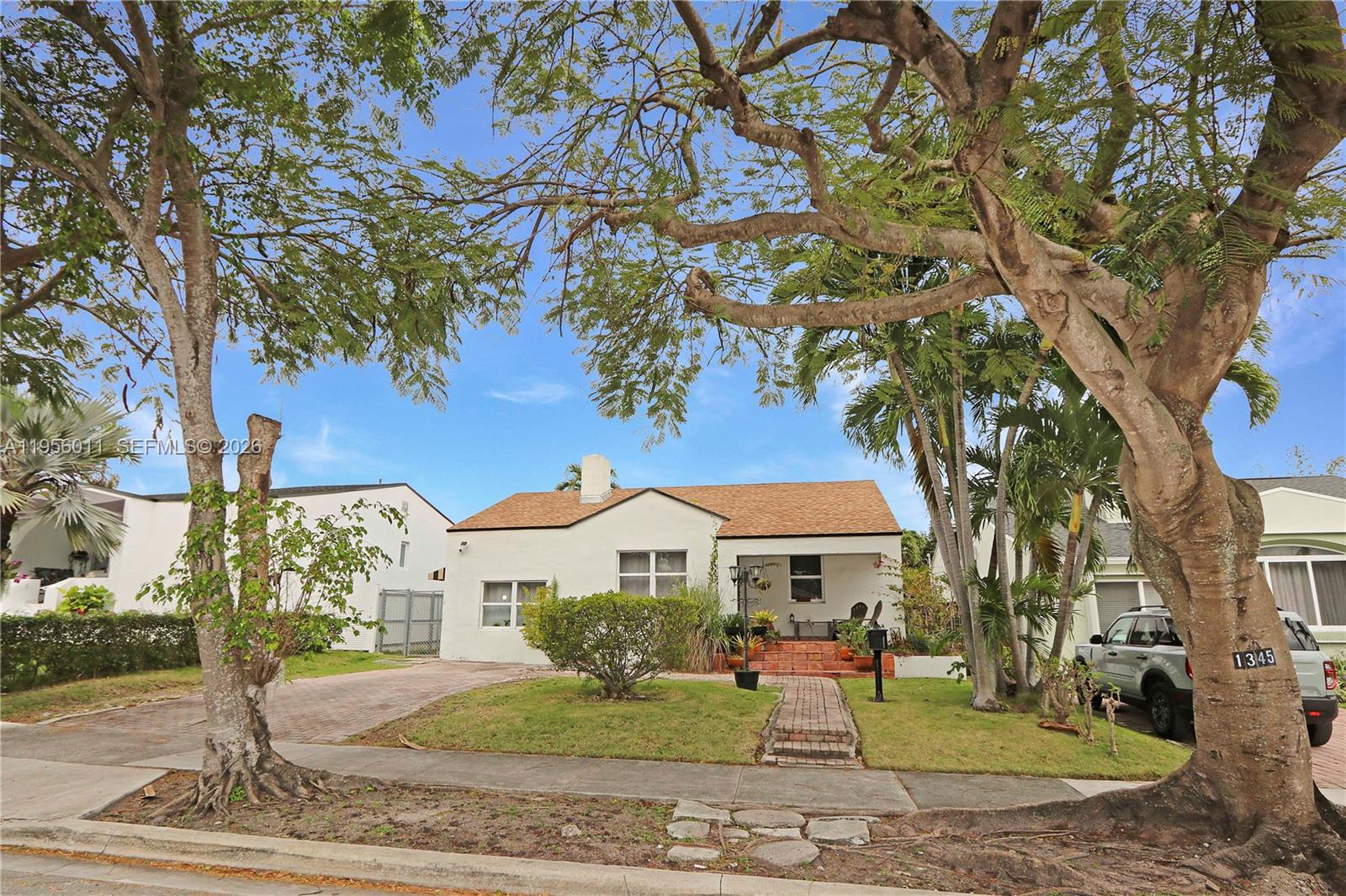 1345 SW 17th St Miami, FL 33145