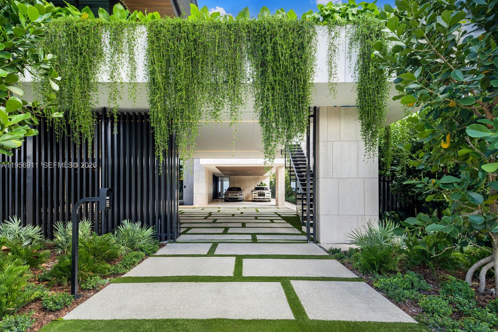 255 Ocean Blvd Golden Beach, FL 33160