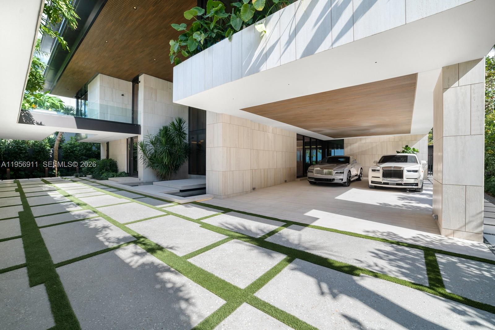 255 Ocean Blvd Golden Beach, FL 33160