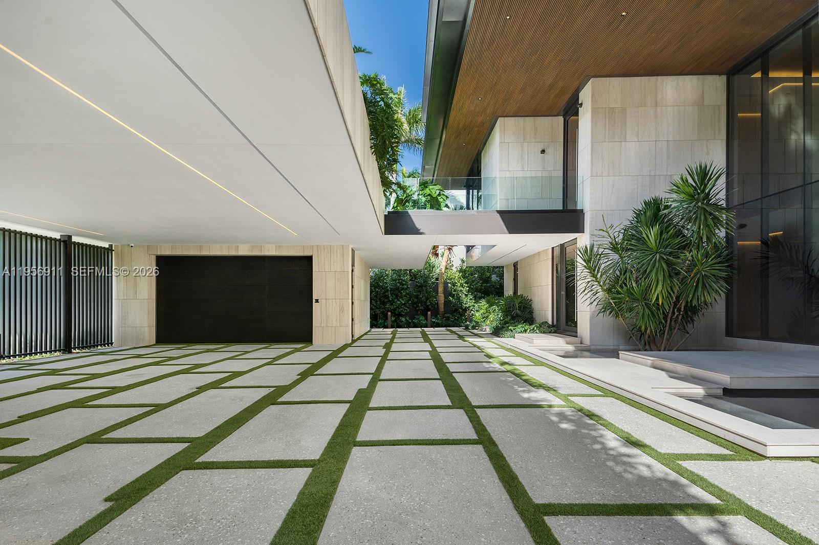 255 Ocean Blvd Golden Beach, FL 33160