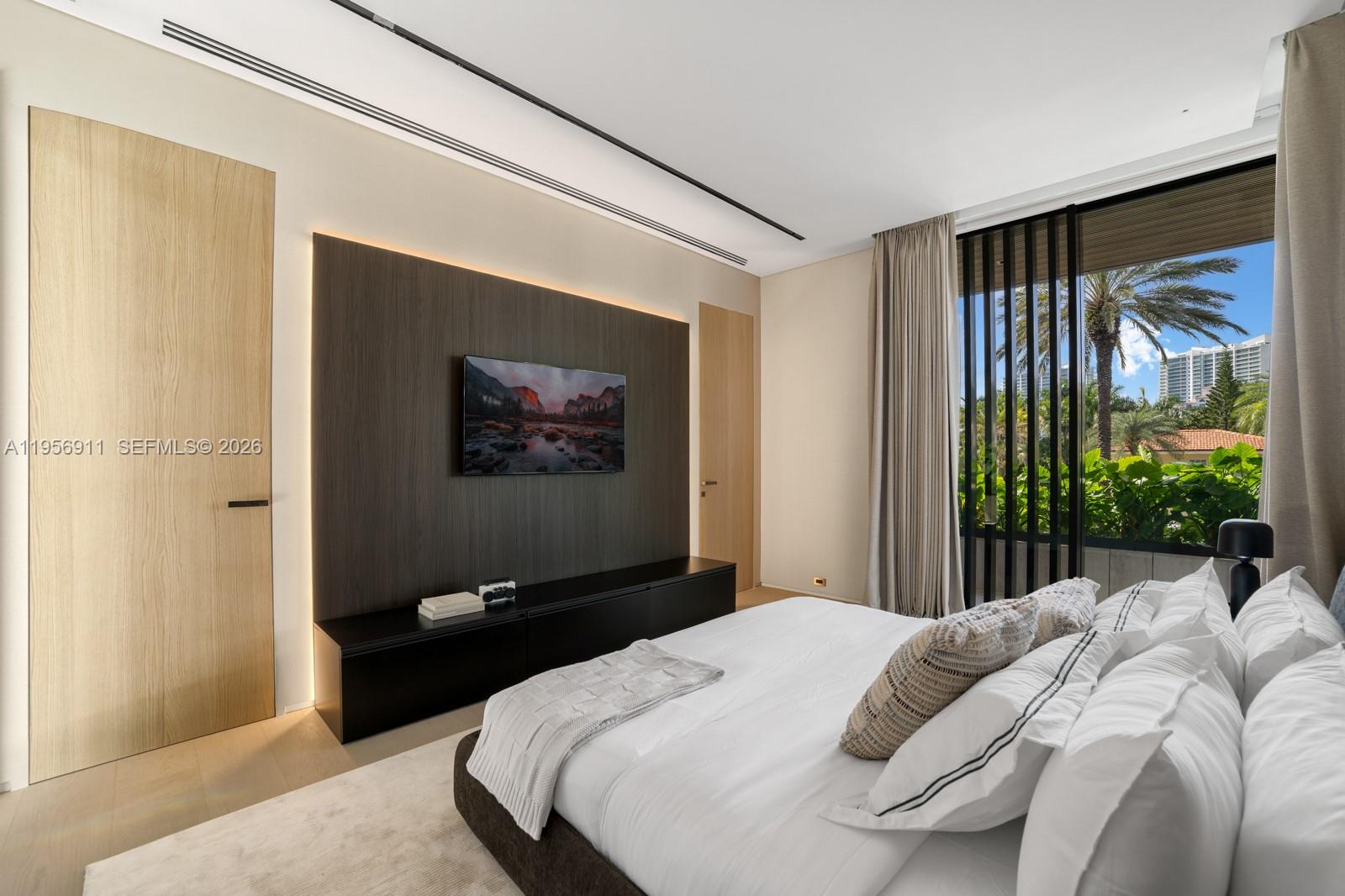 255 Ocean Blvd Golden Beach, FL 33160