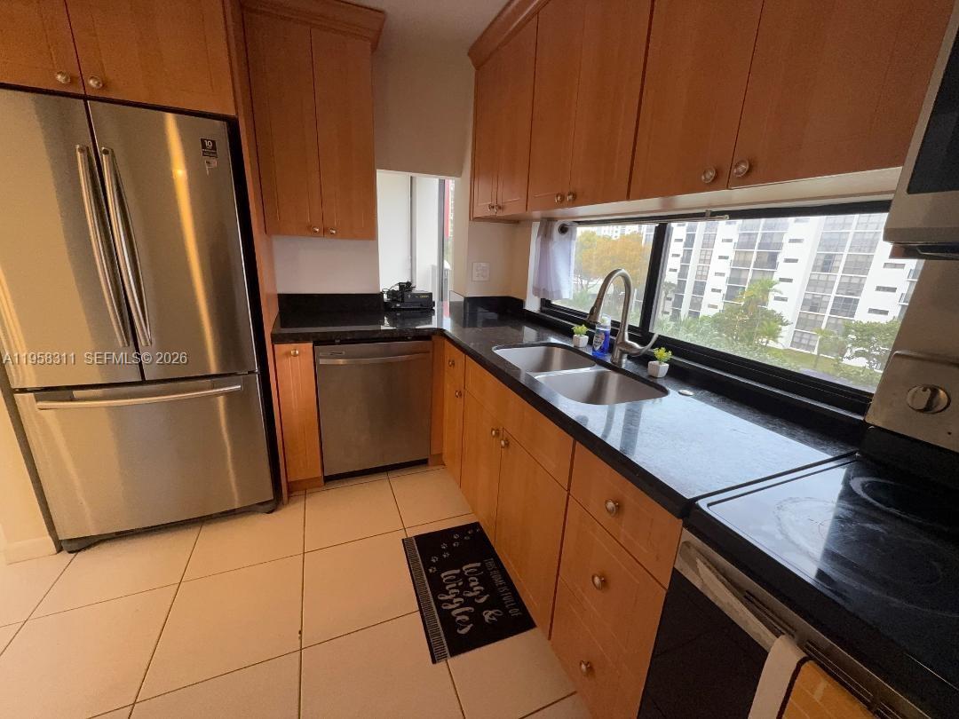 16919 N Bay Rd #507 Sunny Isles Beach, FL 33160