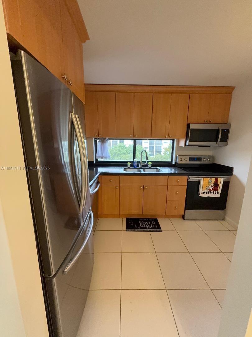 16919 N Bay Rd #507 Sunny Isles Beach, FL 33160