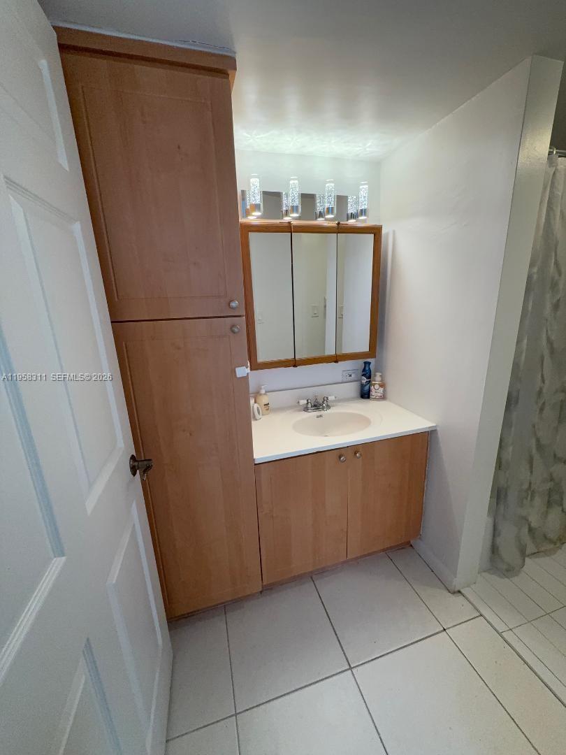 16919 N Bay Rd #507 Sunny Isles Beach, FL 33160