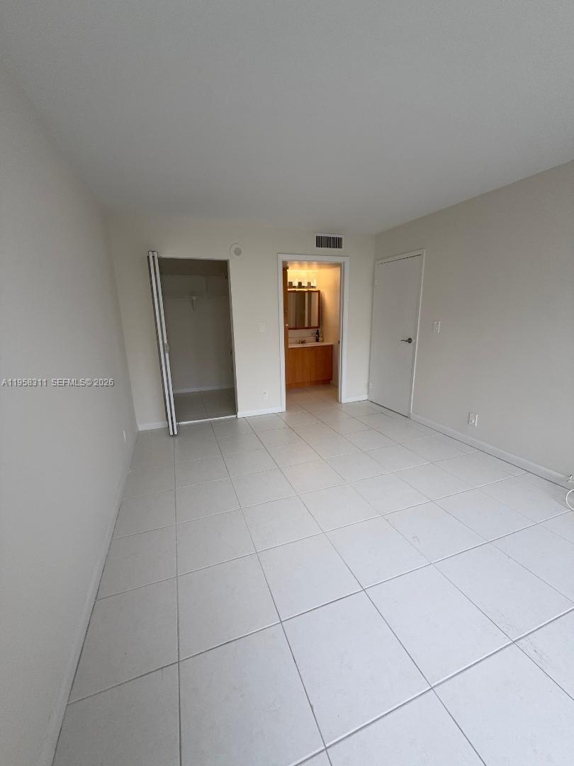 16919 N Bay Rd #507 Sunny Isles Beach, FL 33160