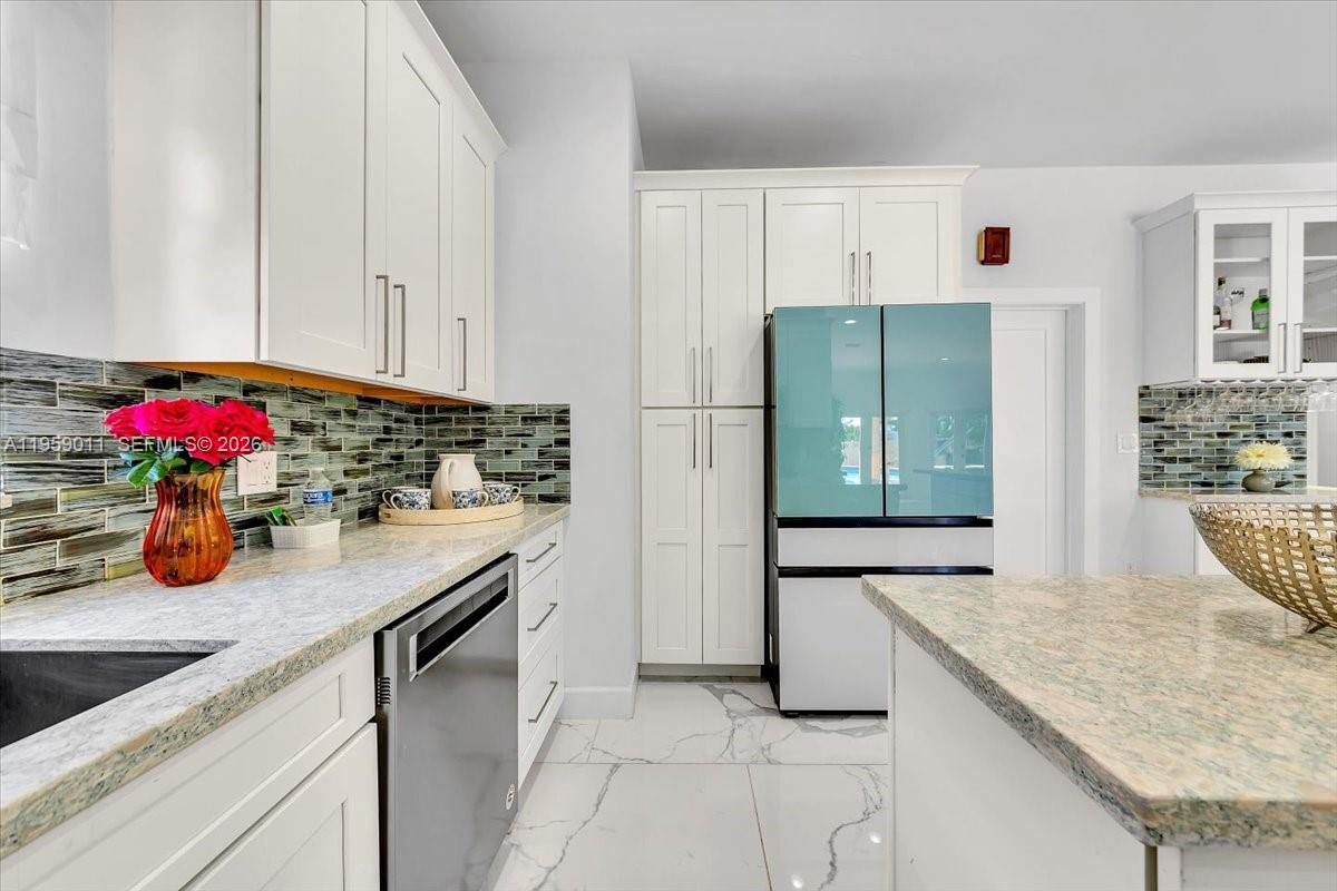 1700 Cleveland Rd Miami Beach, FL 33141