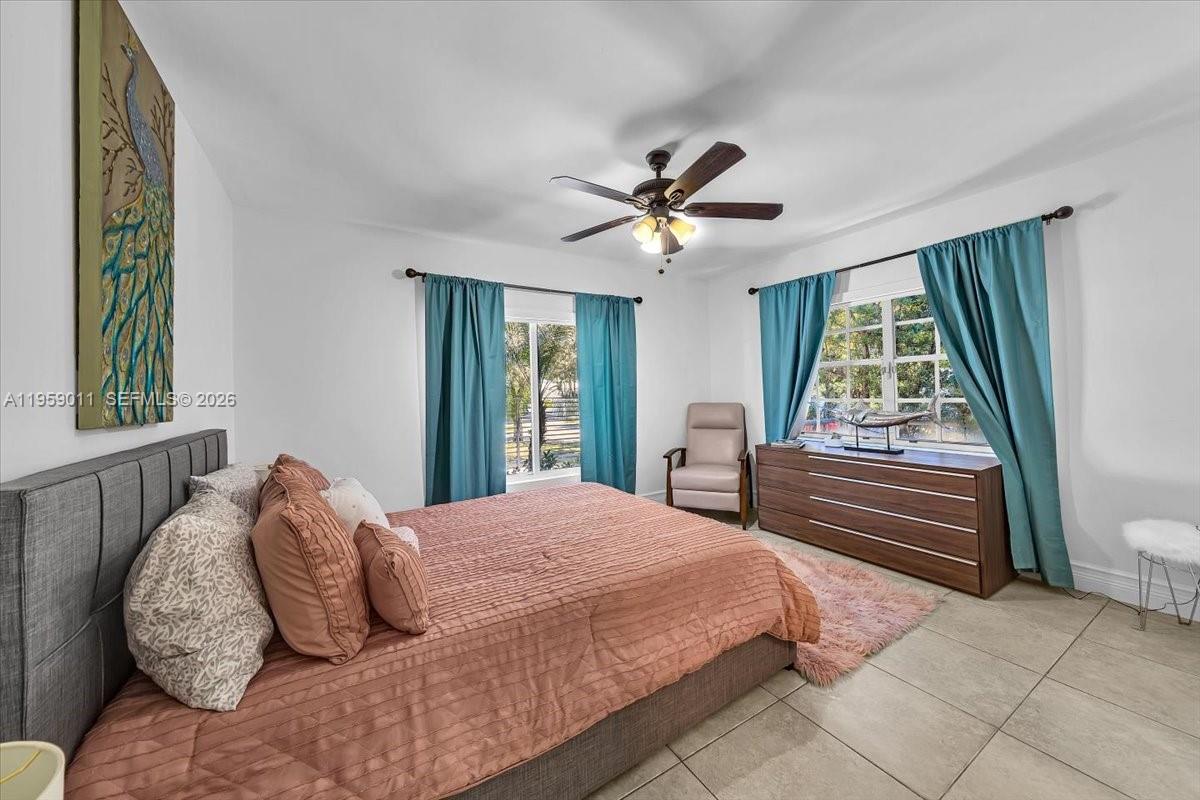 1700 Cleveland Rd Miami Beach, FL 33141