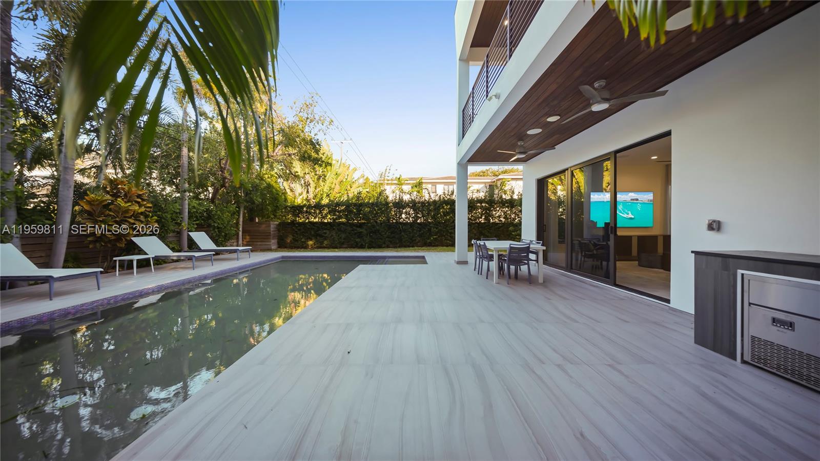 1629 NE 4th Pl Fort Lauderdale, FL 33301