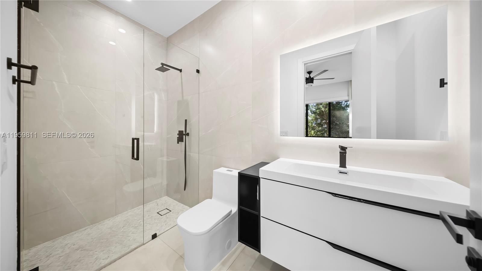 1629 NE 4th Pl Fort Lauderdale, FL 33301