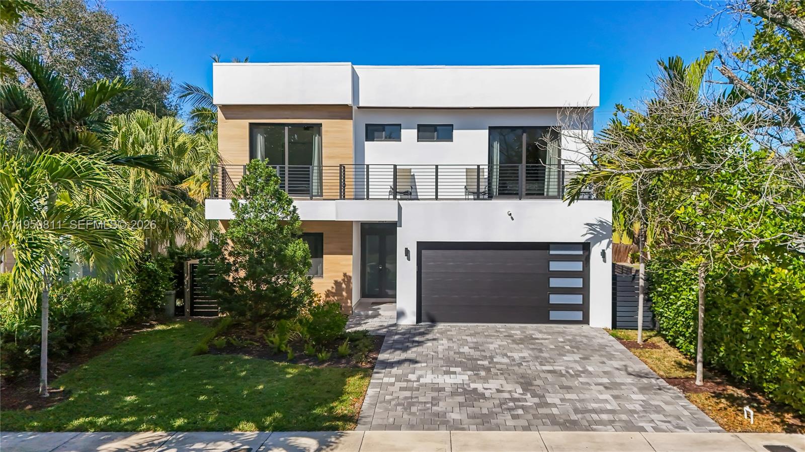 1629 NE 4th Pl Fort Lauderdale, FL 33301