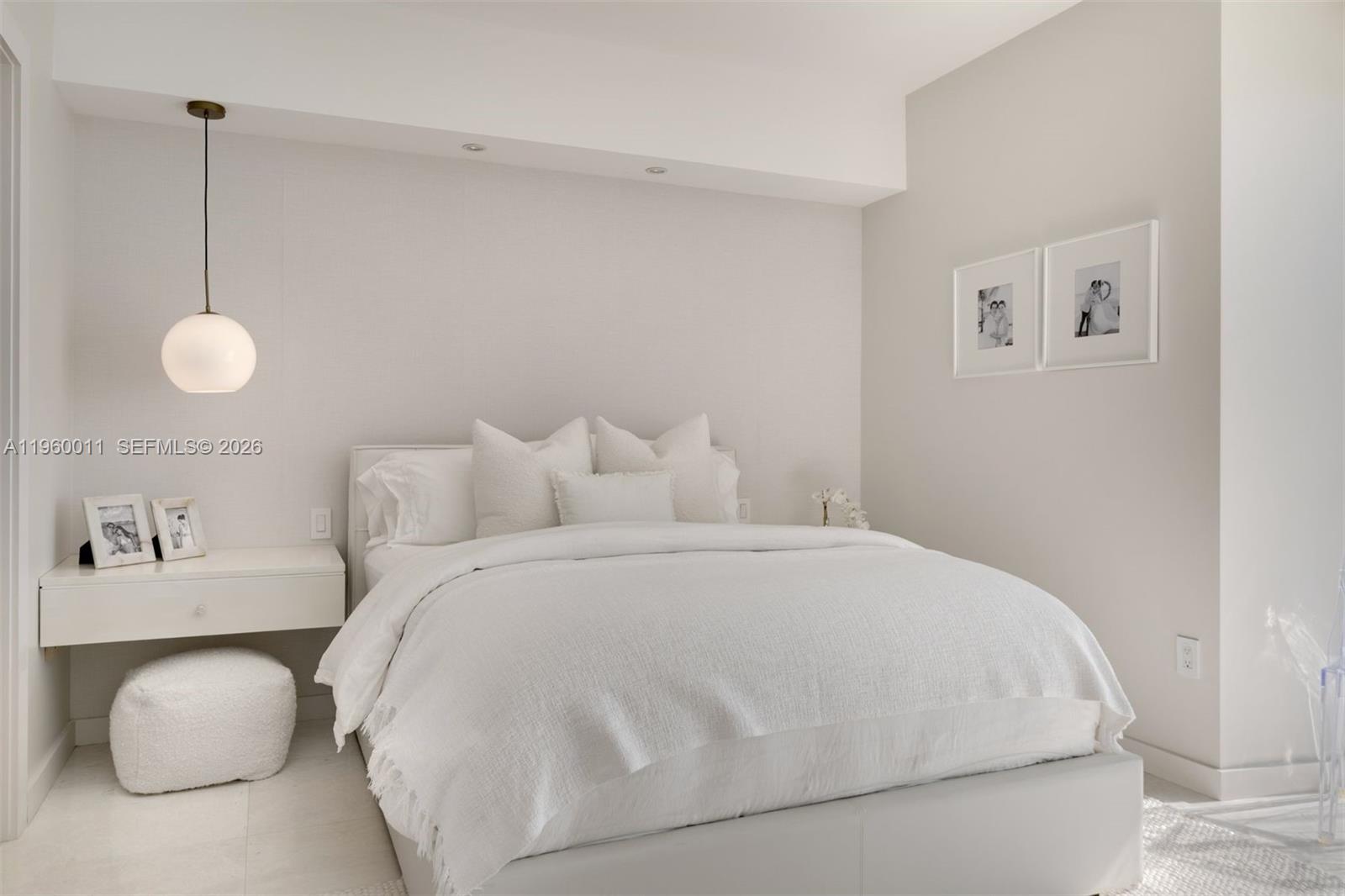 465 Brickell Ave #2703 Miami, FL 33131