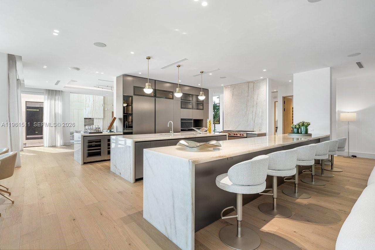 1107 Hillsboro Mile Hillsboro Beach, FL 33062