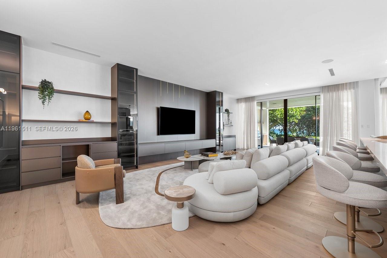 1107 Hillsboro Mile Hillsboro Beach, FL 33062