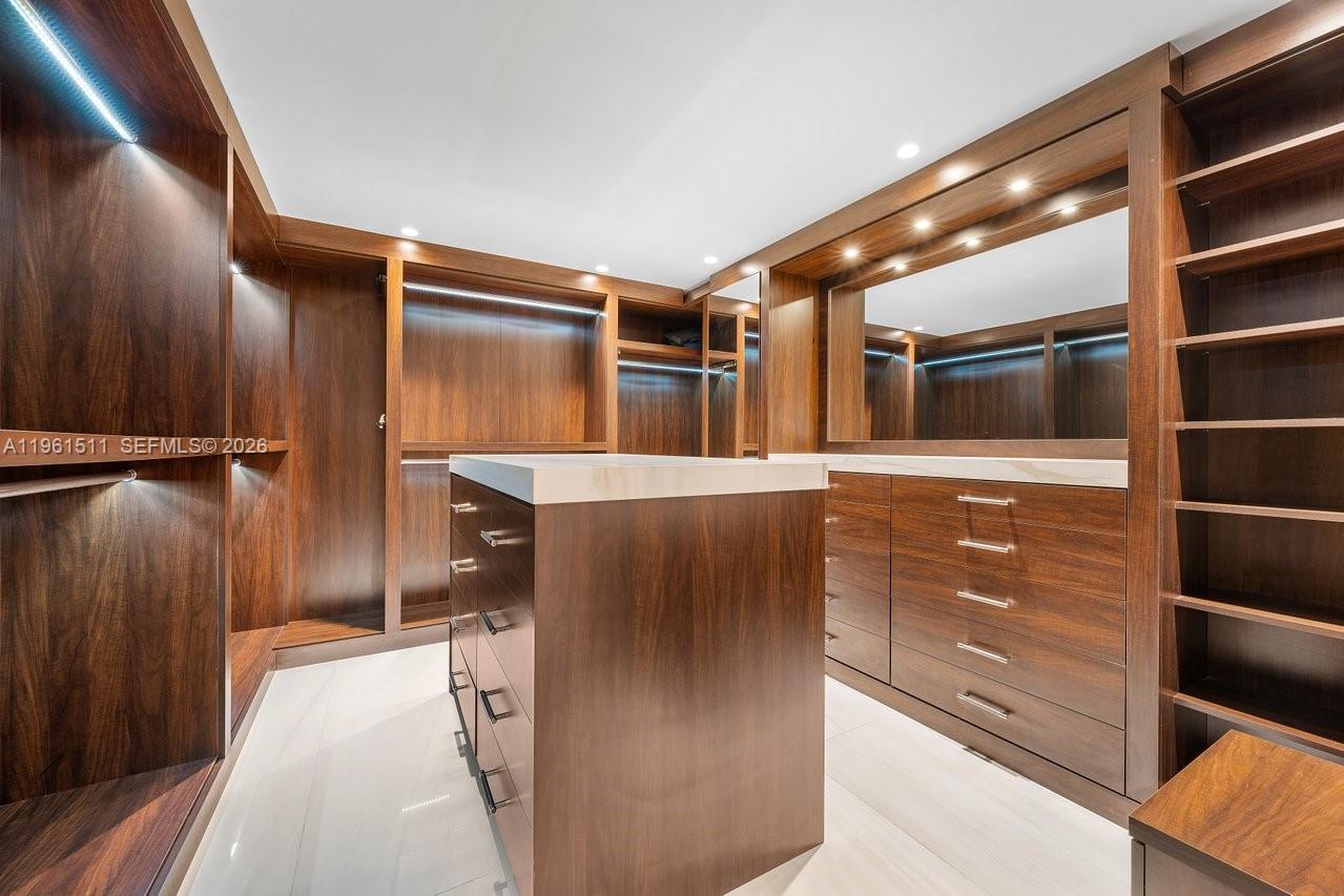 1107 Hillsboro Mile Hillsboro Beach, FL 33062