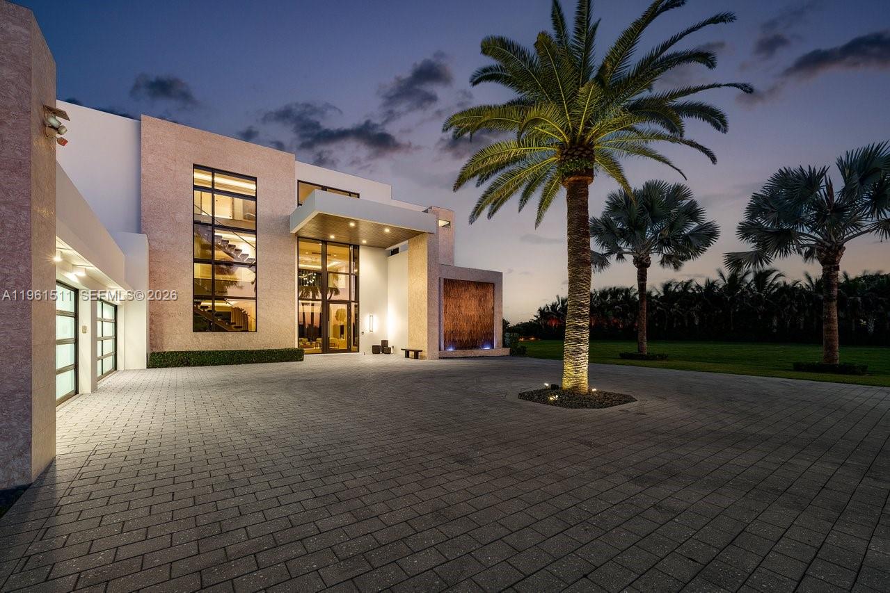 1107 Hillsboro Mile Hillsboro Beach, FL 33062