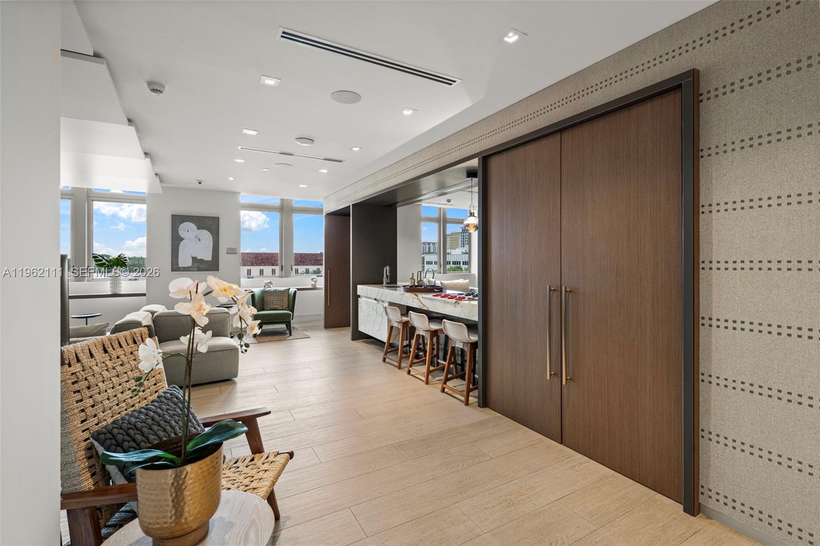 515 Valencia Ave #1301 Coral Gables, FL 33134