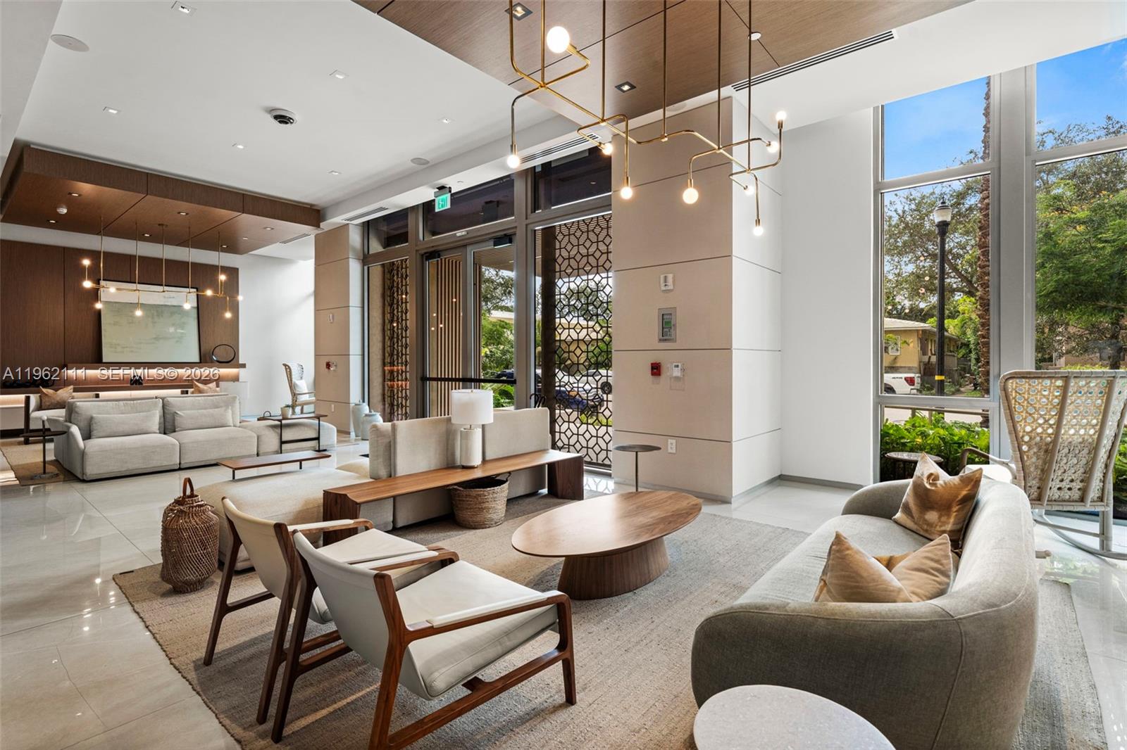 515 Valencia Ave #1301 Coral Gables, FL 33134