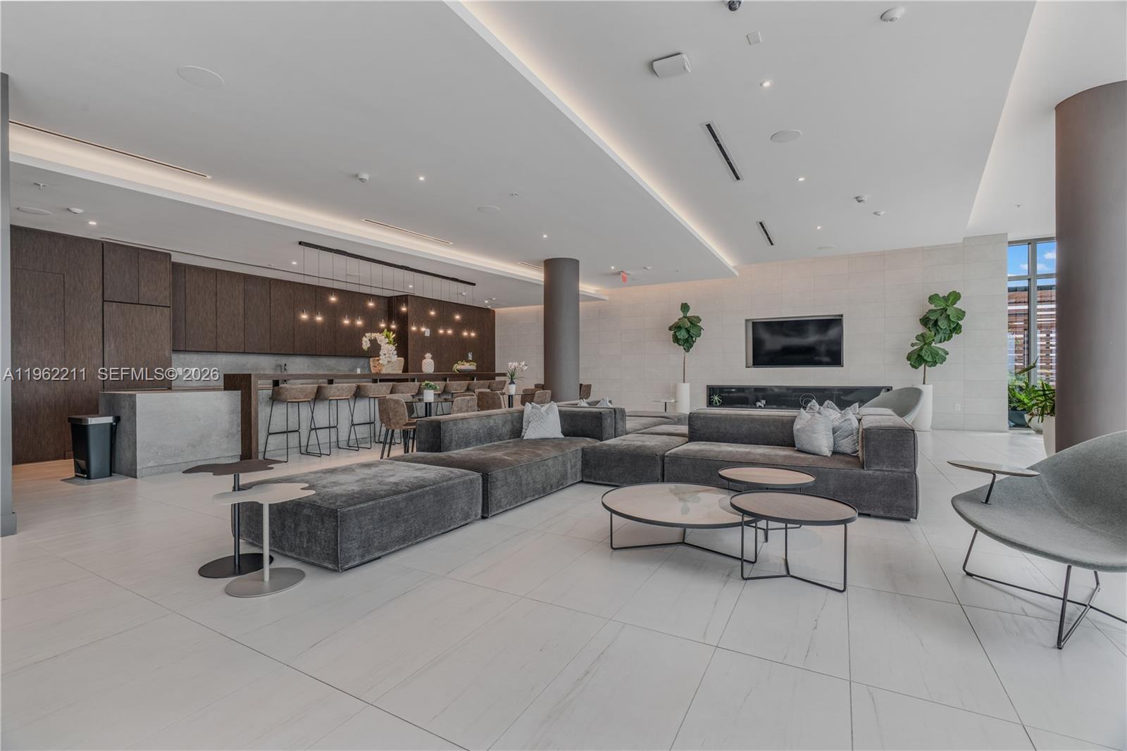 3900 Biscayne Blvd #S-904 Miami, FL 33137