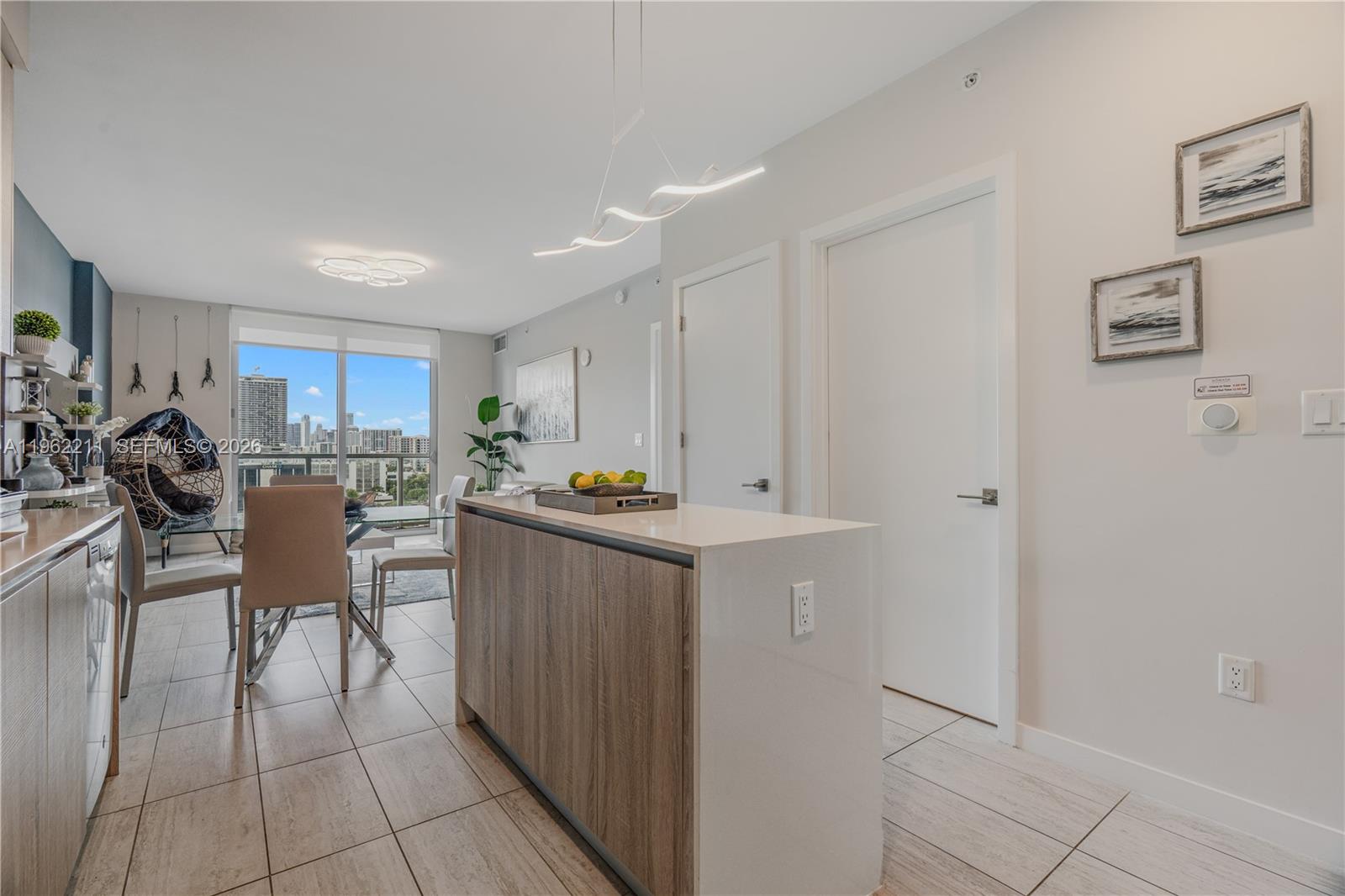 3900 Biscayne Blvd #S-904 Miami, FL 33137