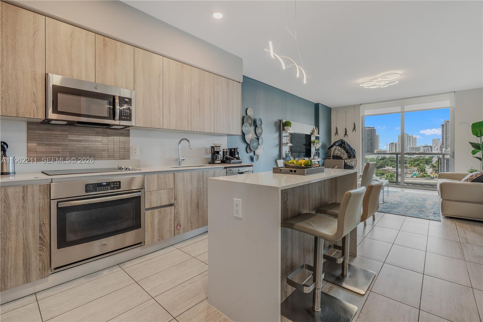 3900 Biscayne Blvd #S-904 Miami, FL 33137