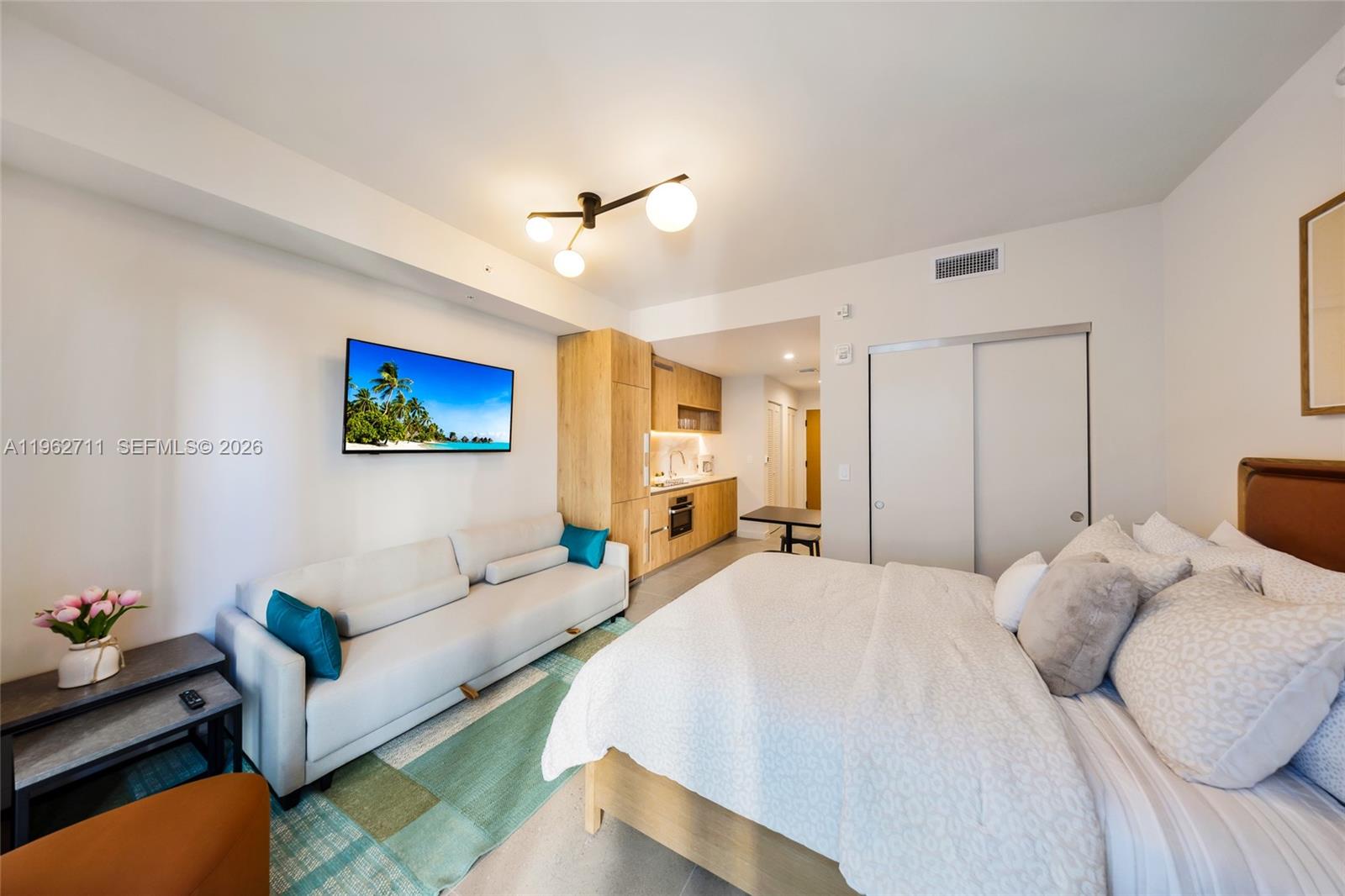 image The Crosby Miami Worldcenter1