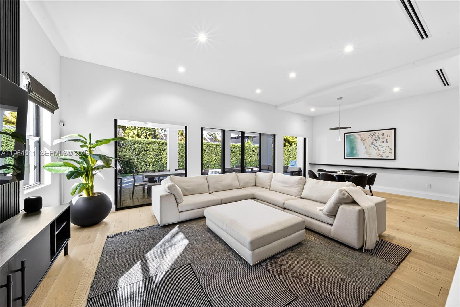 7500 SW 55th Ave Miami, FL 33143