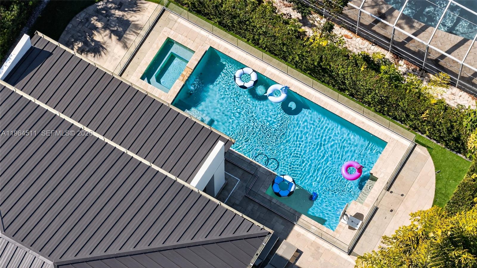 7500 SW 55th Ave Miami, FL 33143