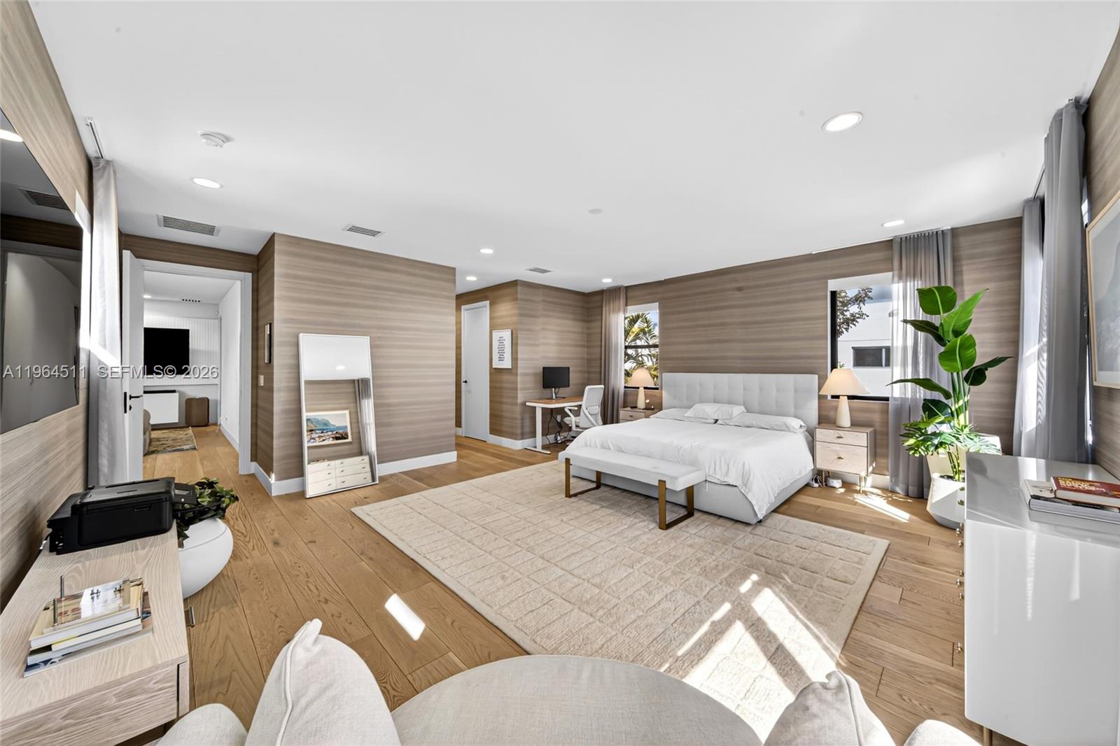 7500 SW 55th Ave Miami, FL 33143