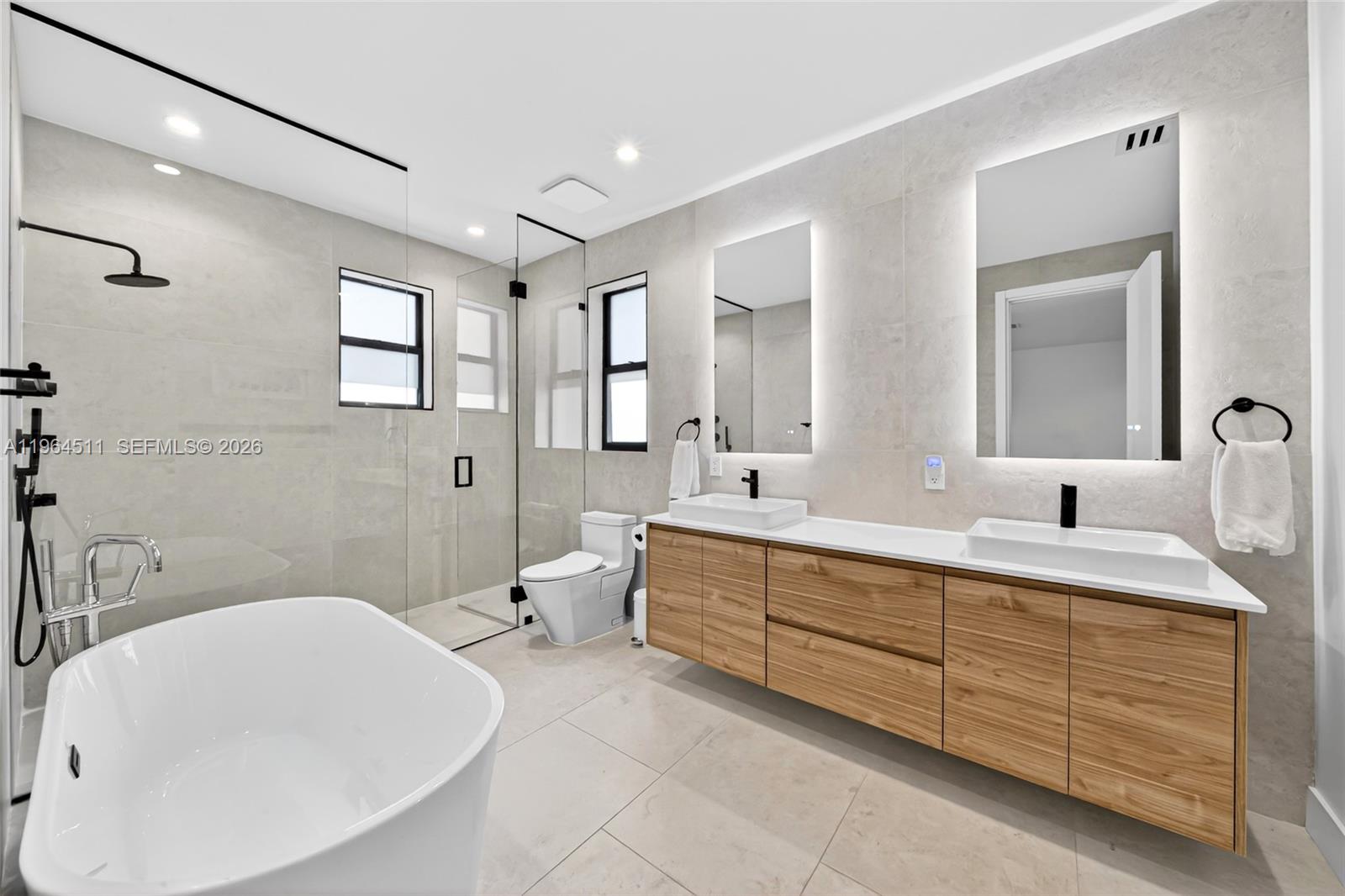 7500 SW 55th Ave Miami, FL 33143