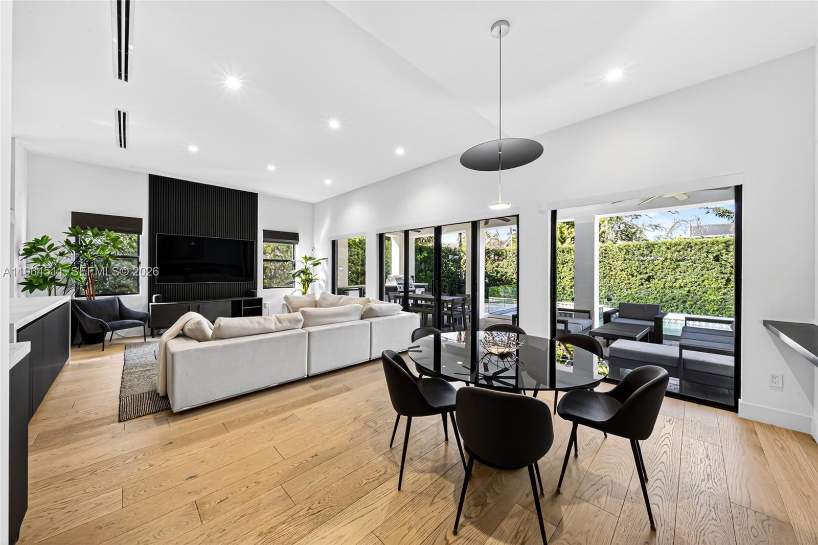 7500 SW 55th Ave Miami, FL 33143