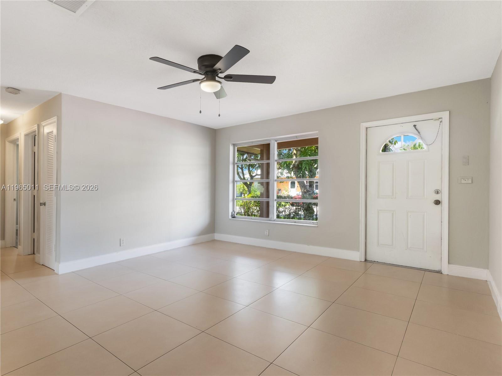 4938 NW 48th Ave Tamarac, FL 33319