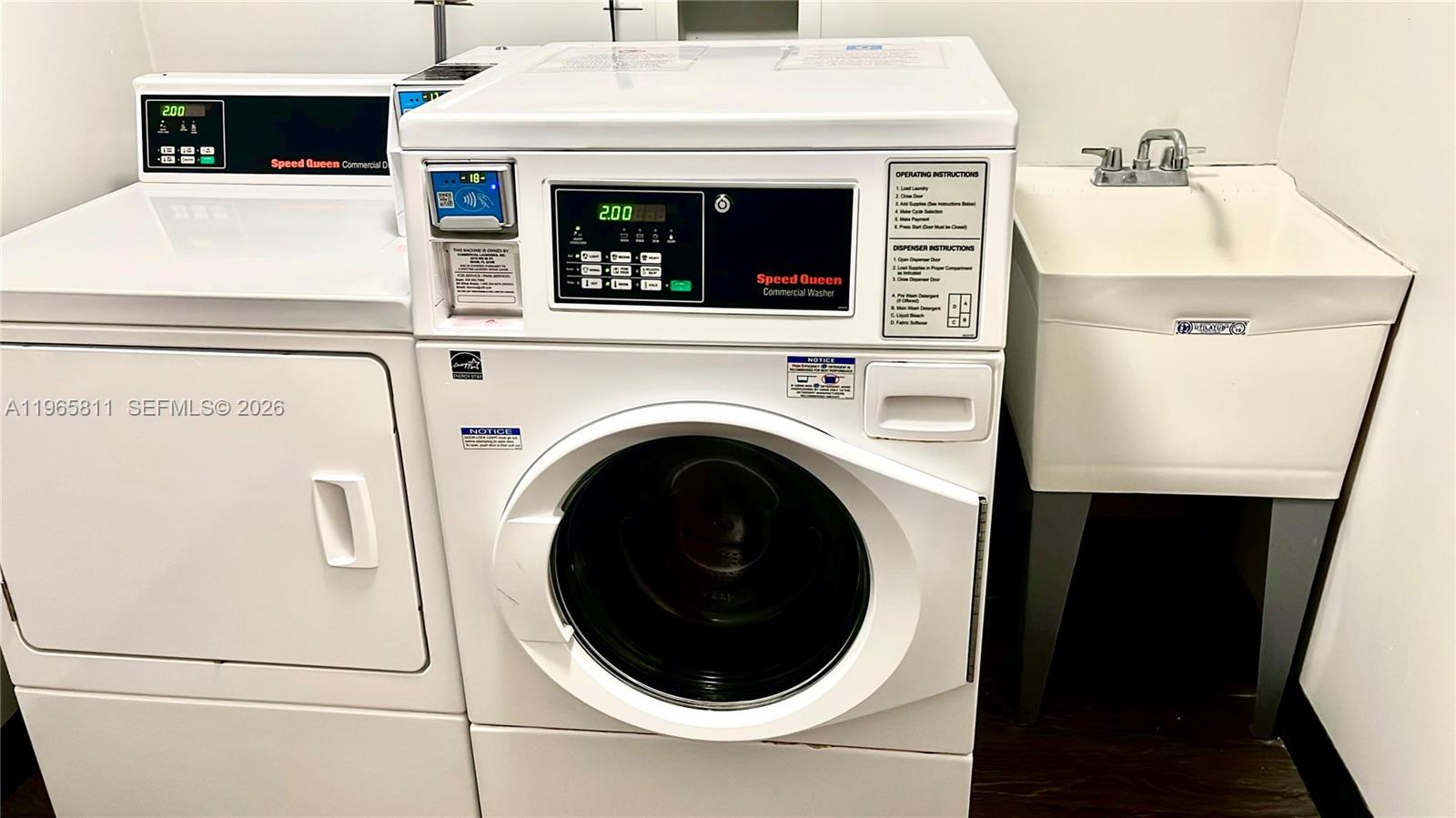 3701 N Country Clb Dr #1505 Aventura, FL 33180