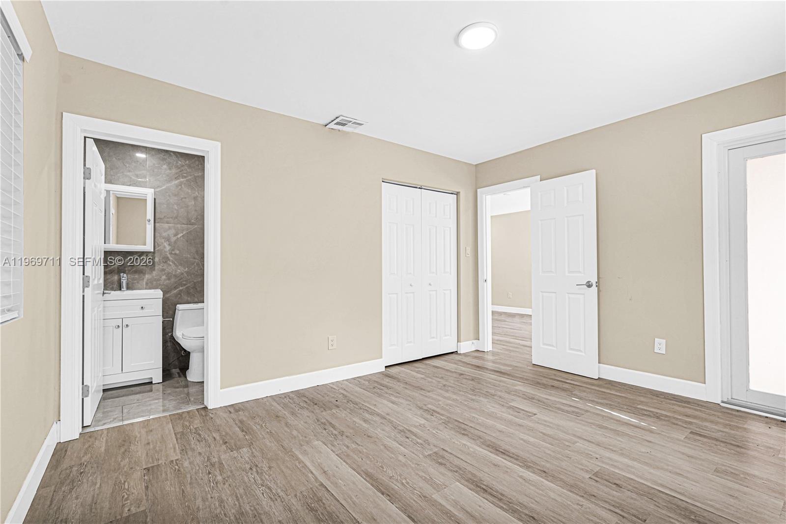 11919 NE 8th Ave Biscayne Park, FL 33161