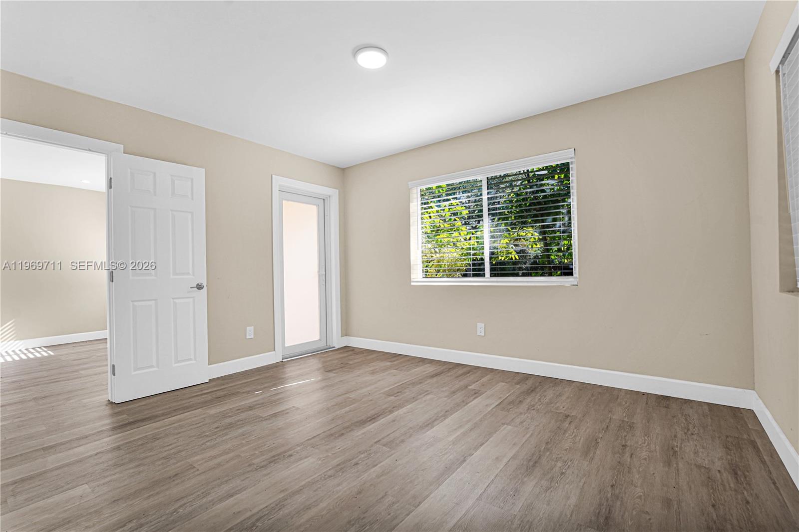 11919 NE 8th Ave Biscayne Park, FL 33161