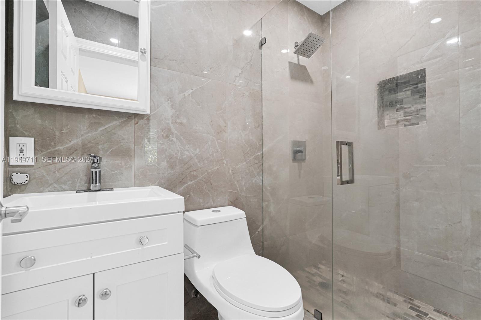 11919 NE 8th Ave Biscayne Park, FL 33161