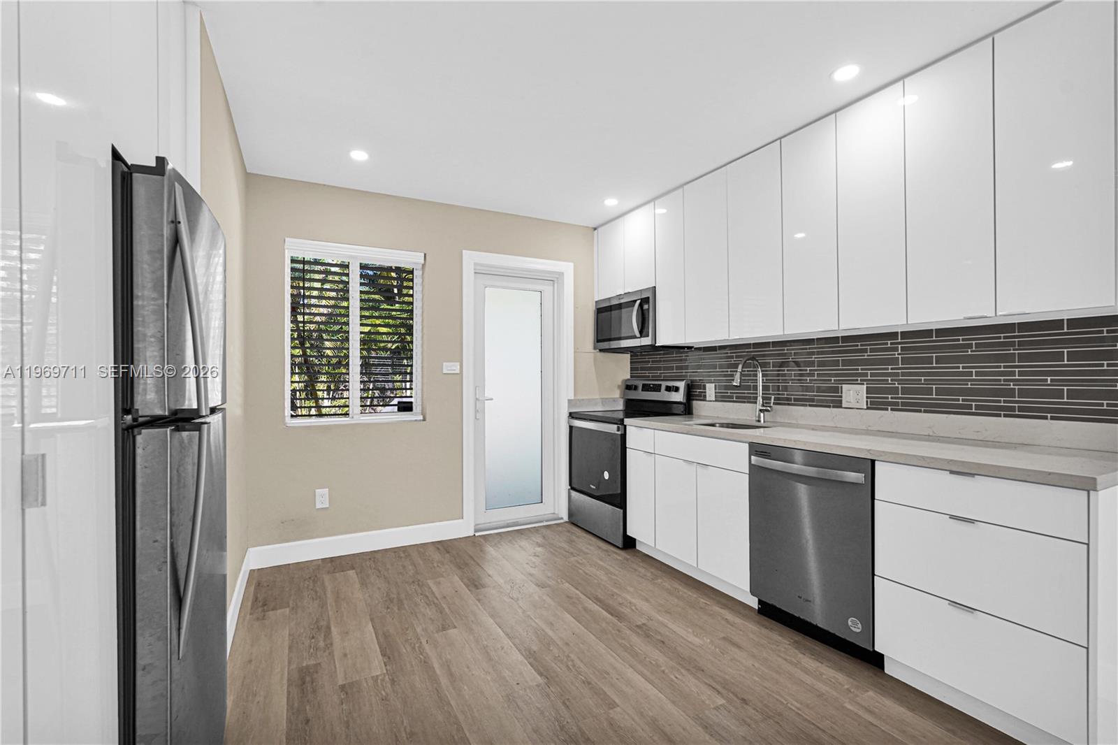 11919 NE 8th Ave Biscayne Park, FL 33161