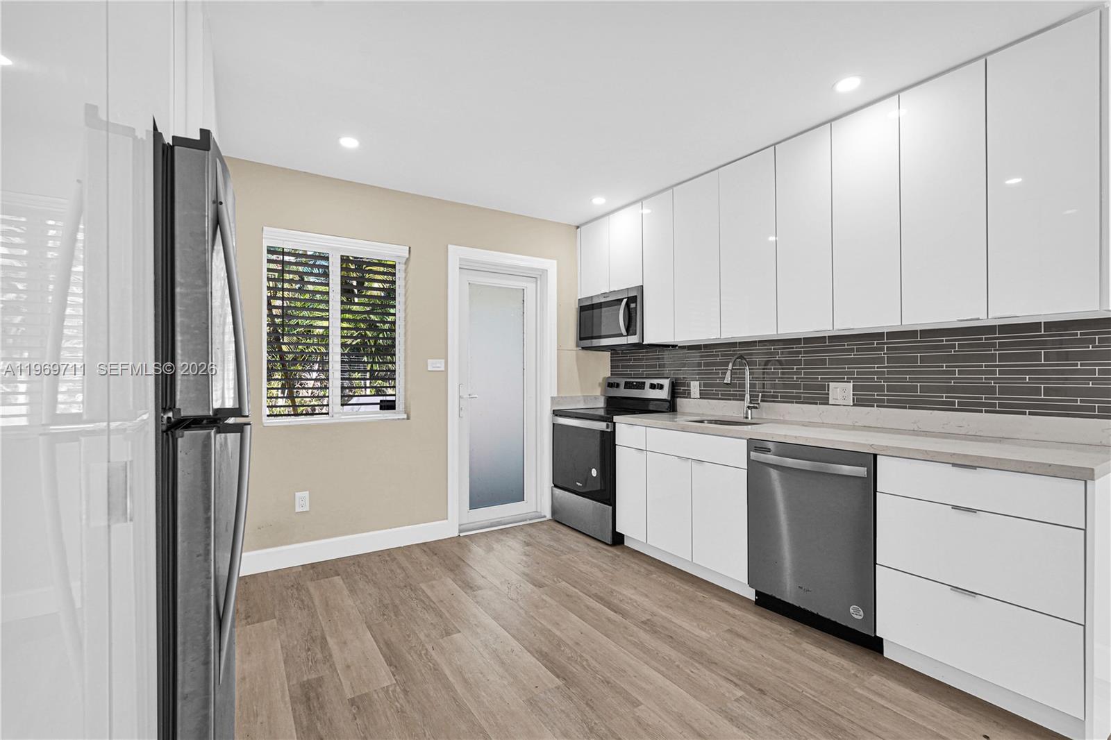 11919 NE 8th Ave Biscayne Park, FL 33161