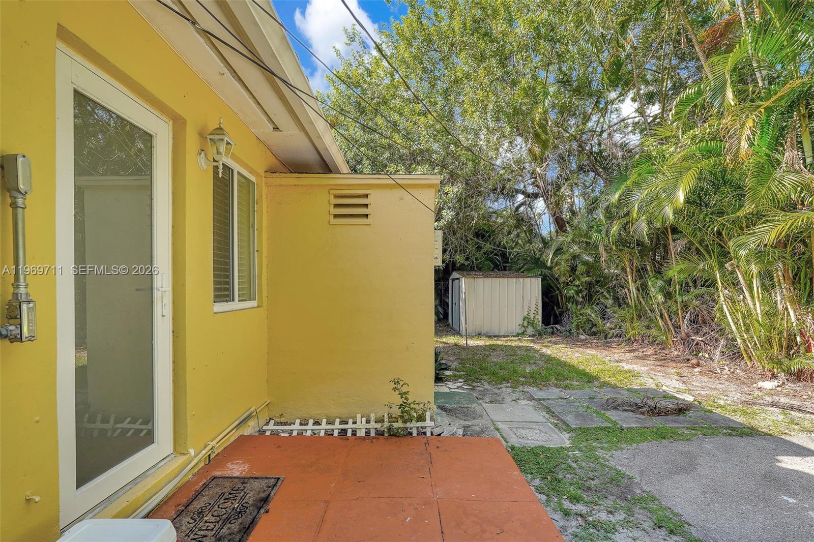 11919 NE 8th Ave Biscayne Park, FL 33161