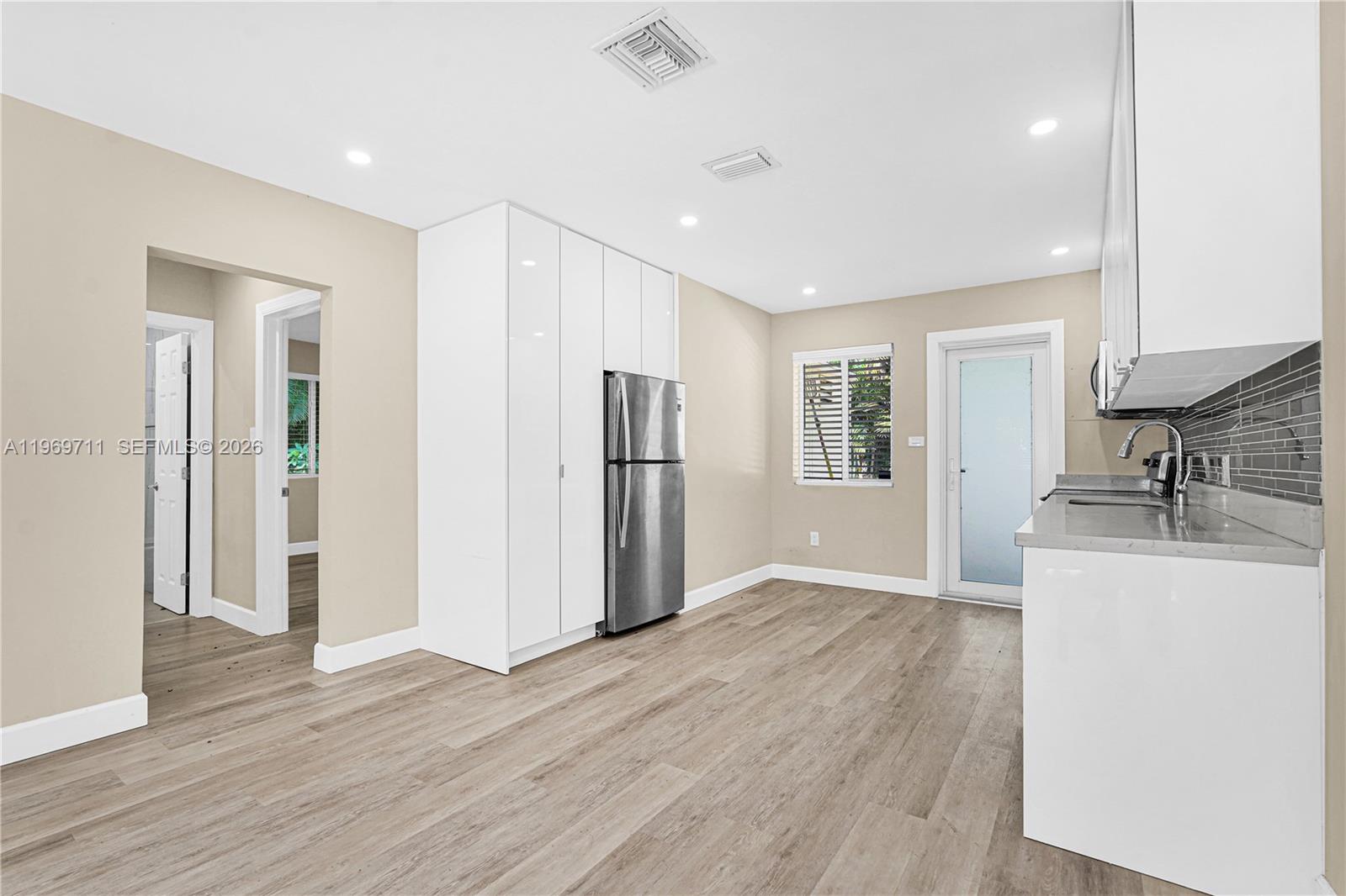 11919 NE 8th Ave Biscayne Park, FL 33161