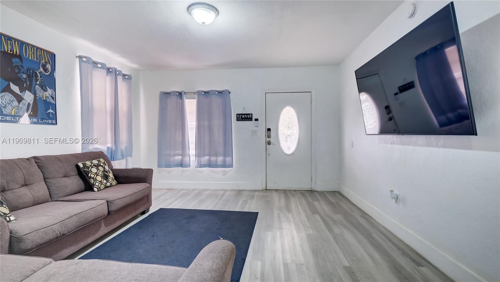 2142 NW 33rd St Miami, FL 33142