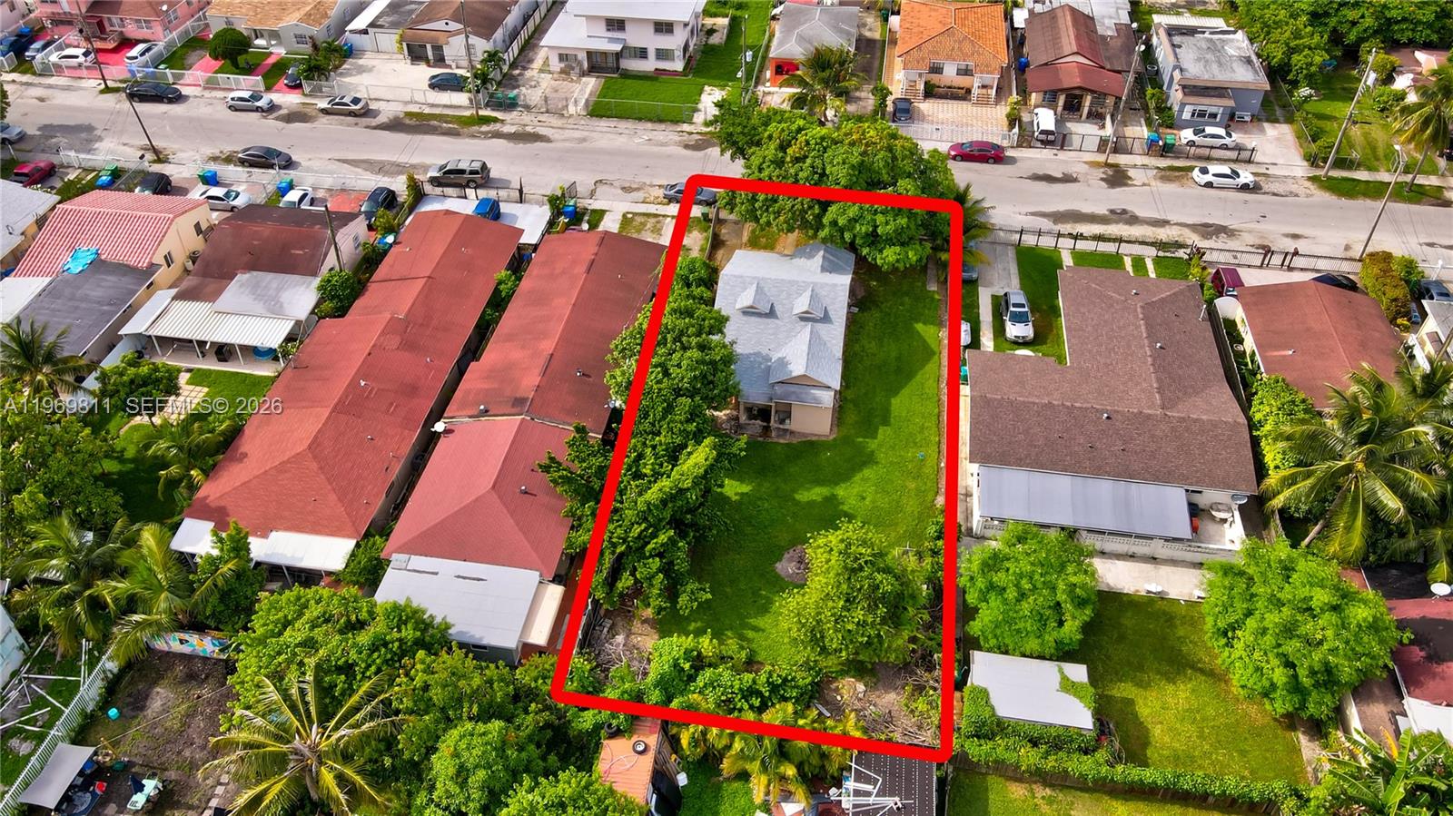 2142 NW 33rd St Miami, FL 33142